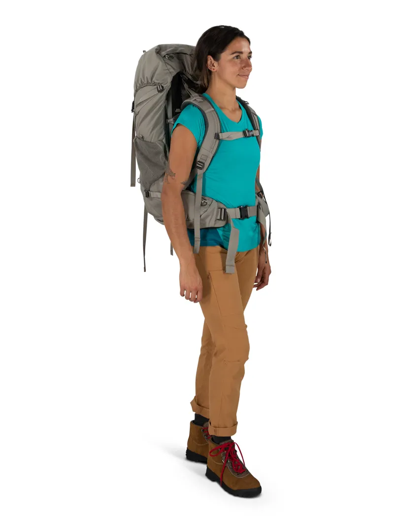 Osprey Women's Renn 50 Pediment Grey/Linen Tan-3