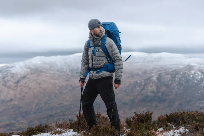 Osprey Rook 65 Dark Charcoal/Silver Lining-5