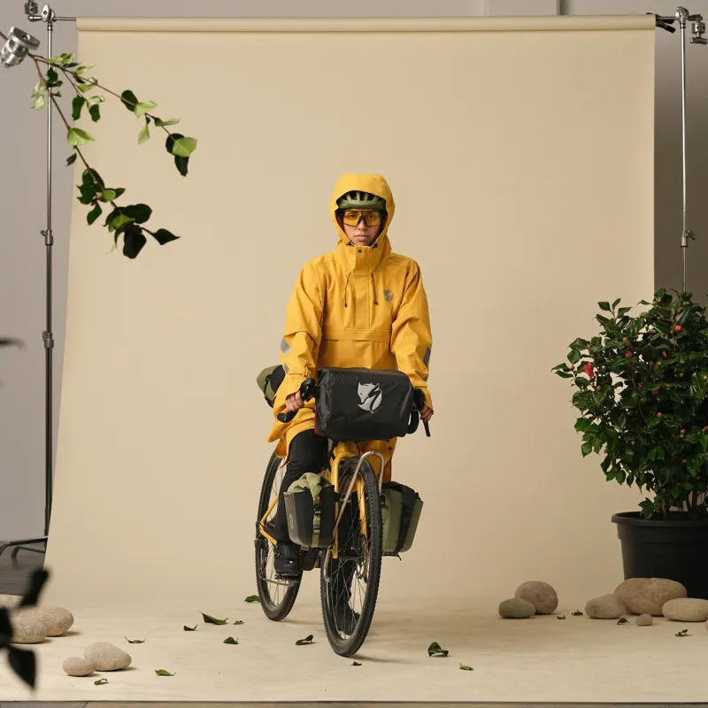 Specialized Fjallraven S/F Handlebar Bag Rain Cover Black-2