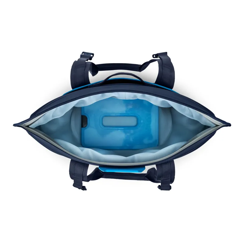 YETI Hopper M15 Soft Cooler Big Wave Blue-7