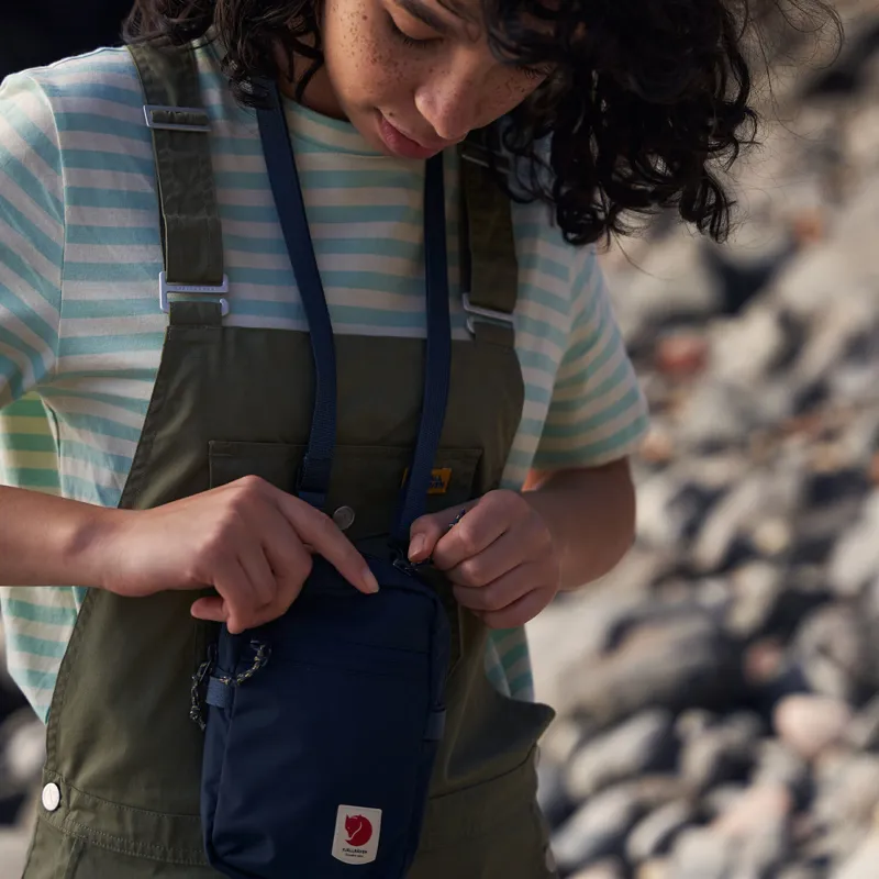 Fjallraven High Coast Pocket Clay-10