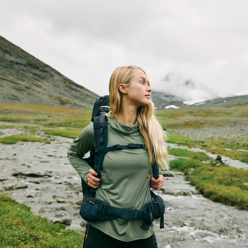 Fjallraven Womens Abisko Sun Hoodie Ultra Marine-10
