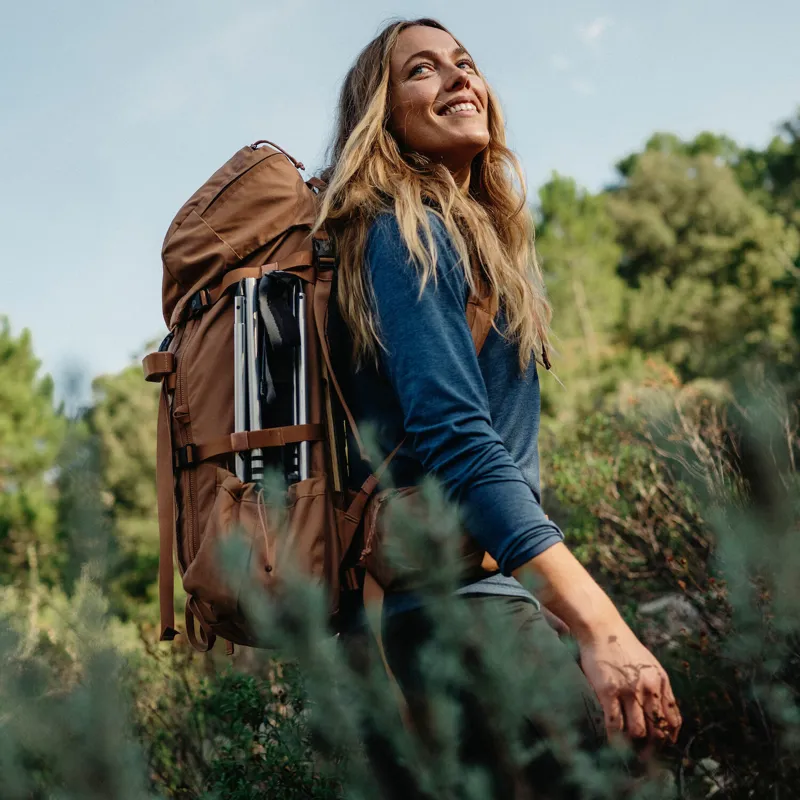 Fjallraven Womens Abisko Sun Hoodie Ultra Marine-11