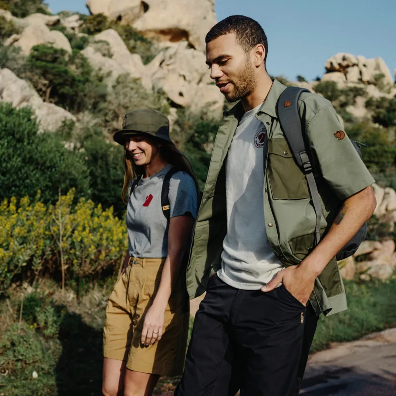 Fjallraven Men's Raven Shirt SS Fossil/ Suede Brown-5