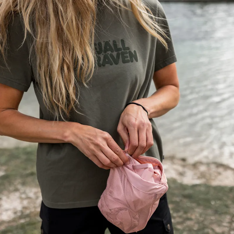 Fjallraven Women's High Coast Wind Hoodie Chalk Rose-12