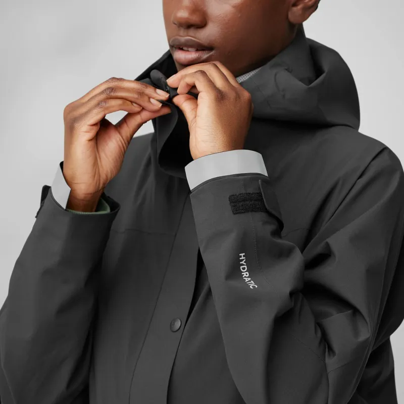 Fjallraven Womens Vardag Rain Parka Black-8